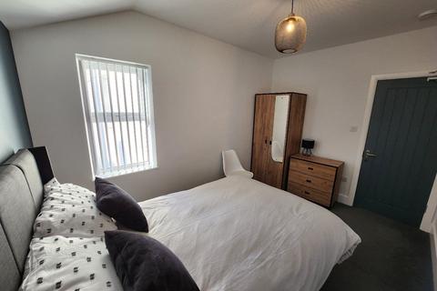1 bedroom in a house share to rent, Littledale Road, Wallasey CH44