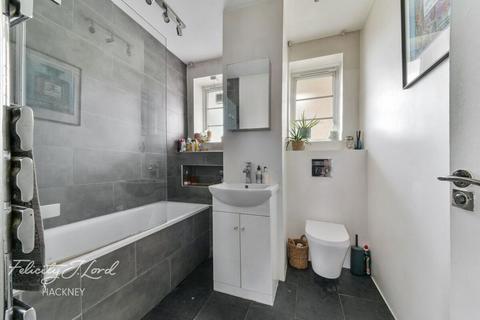 Flat 40, Capel House Loddiges Road, London, E9 7PL