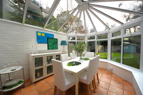 Flat 3, Isaacs House, 3 Cavendish Road, Bournemouth, BH1 1QX