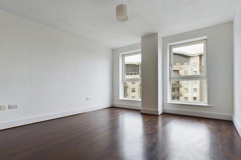 Studio to rent, Skyline Plaza, Alencon Link, Basingstoke, RG21