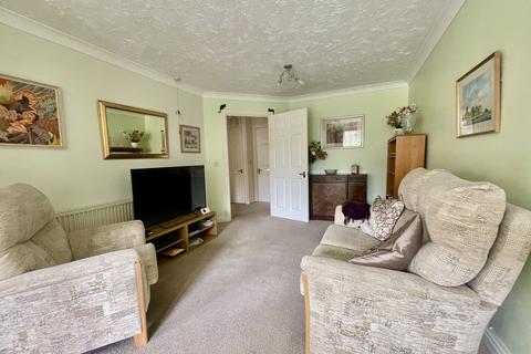 1 bedroom flat for sale, Cowick Street, St.Thomas, EX4