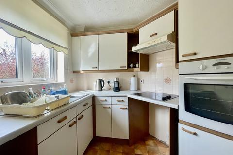 1 bedroom flat for sale, Cowick Street, St.Thomas, EX4
