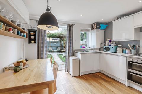 225 High Street, Chesterton, Cambridge, CB4 1NL