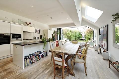 5 bedroom detached house to rent, Thornton Avenue, Chiswick, W4