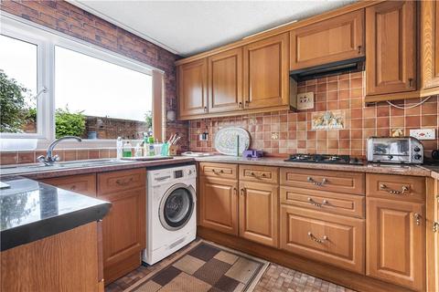 3 bedroom end of terrace house for sale, Middle Green, Staines-upon-Thames, Surrey, TW18