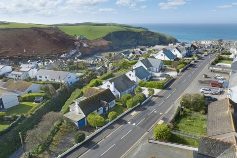 3 bedroom house for sale, New Road, Port Isaac, PL29