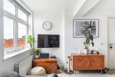 2 bedroom apartment for sale, Prentis Road, London, SW16