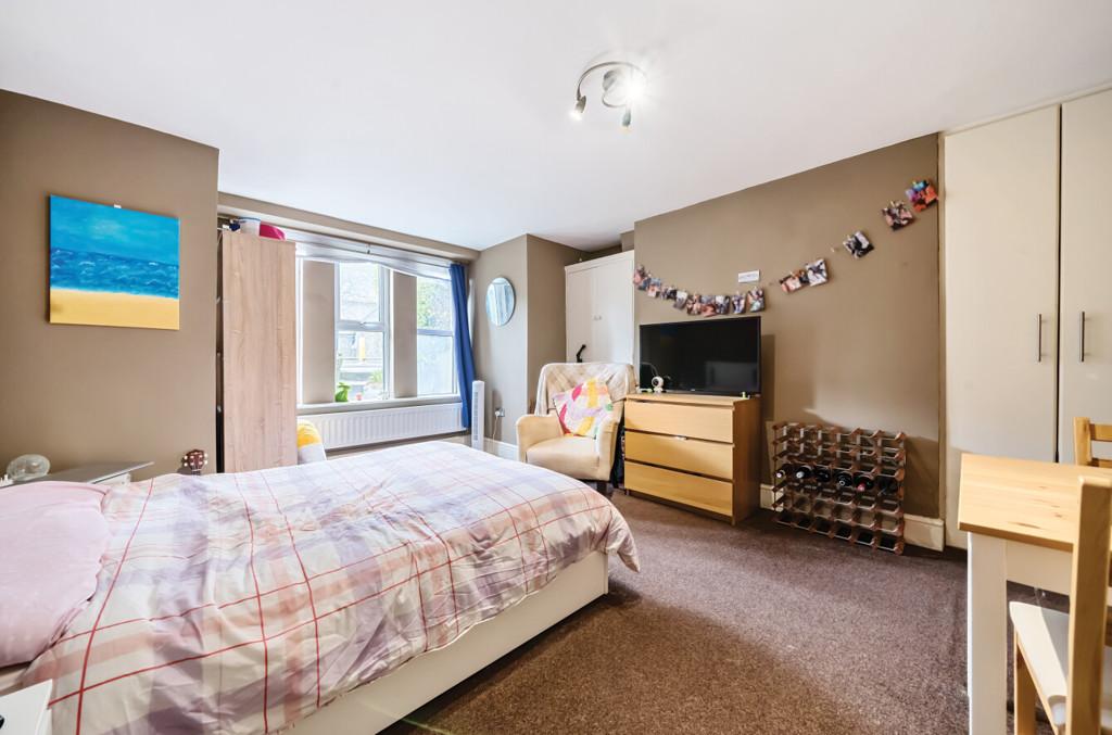 Flat 1