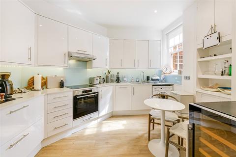 3 bedroom apartment to rent, Prince of Wales Drive, London, SW11