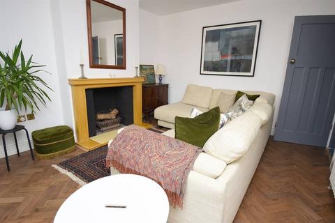 54 Baddlesmere Road, Whitstable, CT5 2LB