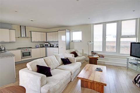 3 bedroom apartment to rent - Chertsey House, Bridge Wharf, Chertsey, Surrey, KT16