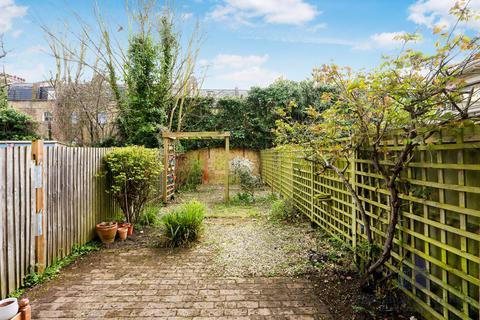 205 John Ruskin Street, London, SE5 0PT