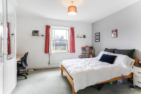 205 John Ruskin Street, London, SE5 0PT