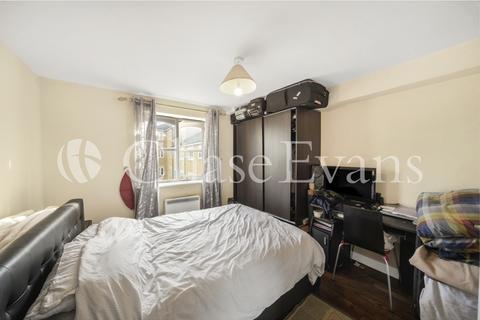 2 bedroom apartment for sale, Wheatsheaf Close, Isle of Dogs E14