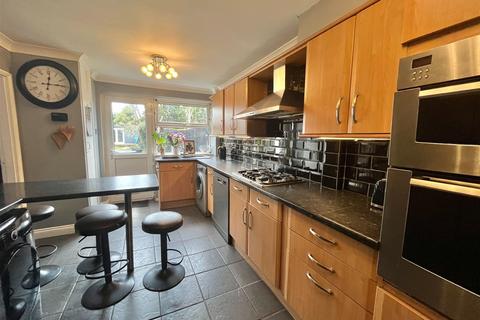 3 bedroom end of terrace house for sale, Gibson Drive, Paignton