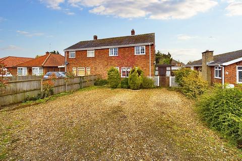 3 bedroom semi-detached house for sale, Norwich Road, Watton