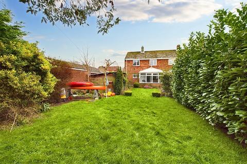 3 bedroom semi-detached house for sale, Norwich Road, Watton