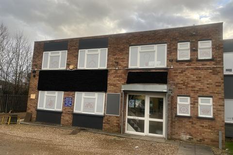 Retail property (out of town) to rent, Regal Road, Wisbech
