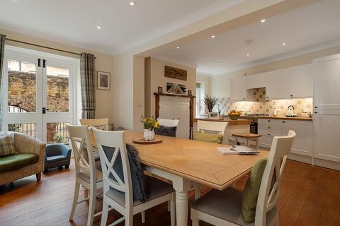 West Lodge Bliss Mill, Chipping Norton, OX7 5JR