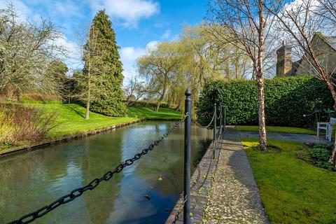 West Lodge Bliss Mill, Chipping Norton, OX7 5JR