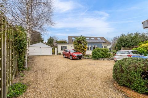 Angel Cottage, 73 Arundel Road, Worthing, BN13 3EN
