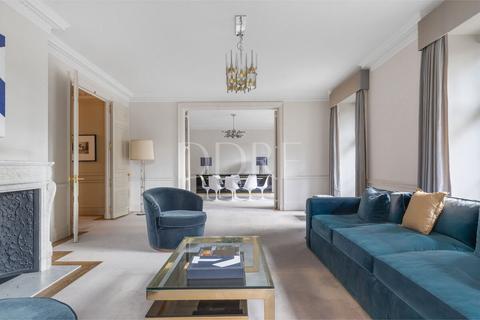 3 bedroom apartment to rent, Portland Place, London, W1B