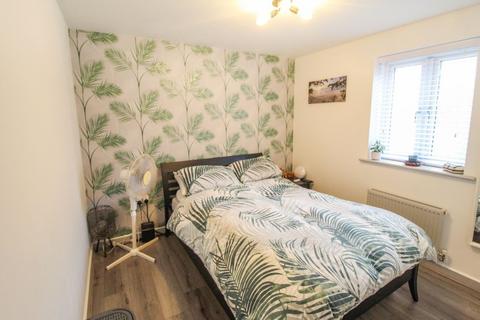 2 bedroom flat to rent - A Anglia Way, Great Denham, Bedford
