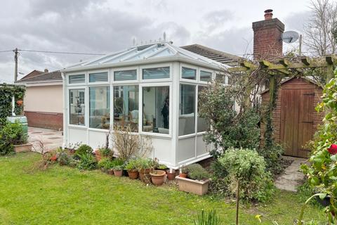 3 bedroom detached bungalow for sale - Mopley, Langley, Southampton, Hampshire, SO45