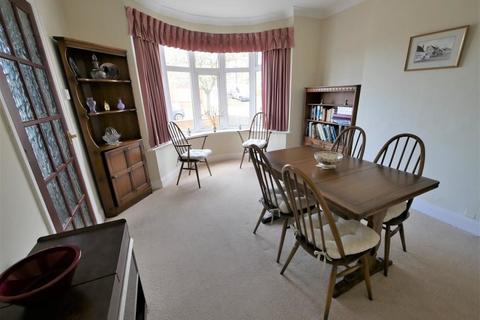 52 Pine View Road, Ipswich, IP1 4HR