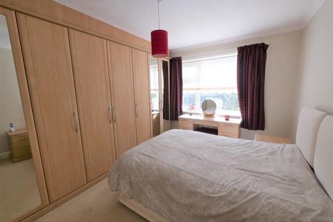 52 Pine View Road, Ipswich, IP1 4HR