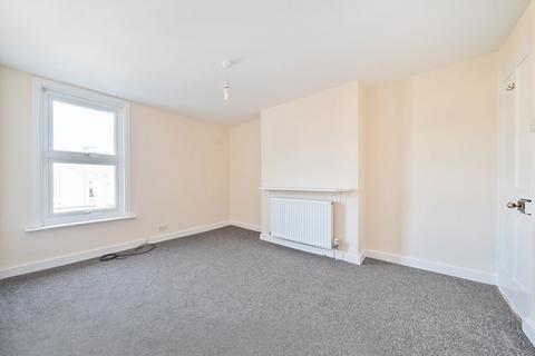 2 bedroom end of terrace house for sale, Fielding Street, Faversham, ME13