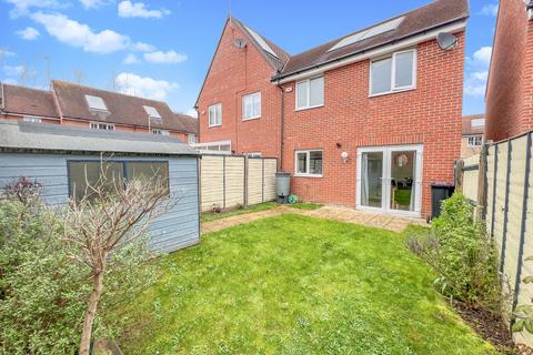 3 bedroom semi-detached house for sale, Claremont Crescent, Rayleigh