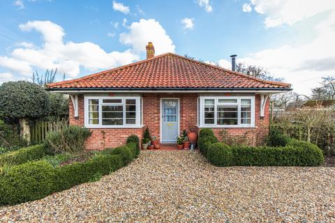 3 bedroom detached bungalow for sale, Hingham