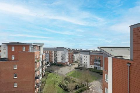 3 bedroom apartment for sale, Apartment 17, 16 Avenel Way