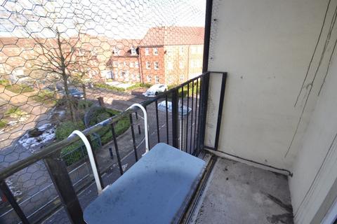 1 bedroom flat for sale - Montvale Gardens, Leicester LE4