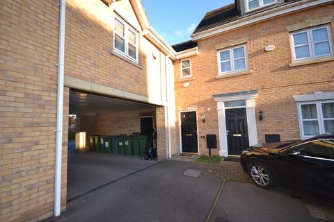 2 bedroom townhouse for sale - Riseholme Close, Leicester LE3