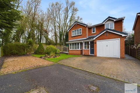 4 bedroom detached house for sale - Bluebell Close, Hucknall