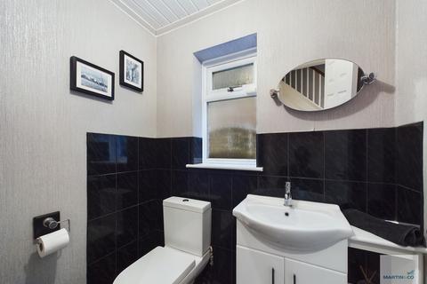 4 bedroom detached house for sale - Bluebell Close, Hucknall