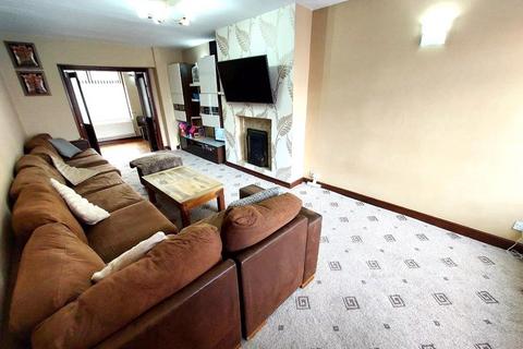 5 bedroom semi-detached house for sale, Windsor Crescent, Prestwich, M25