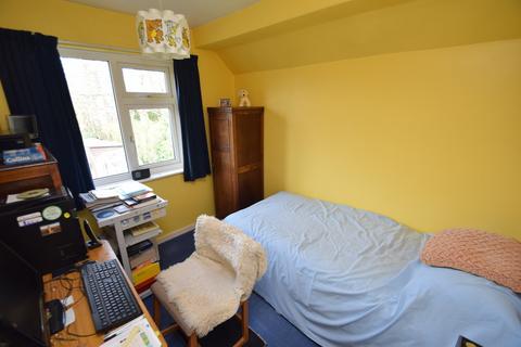 104 Avondale Road, Shipley, BD18 4QY