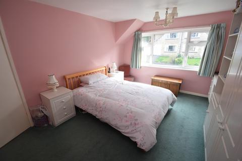 104 Avondale Road, Shipley, BD18 4QY