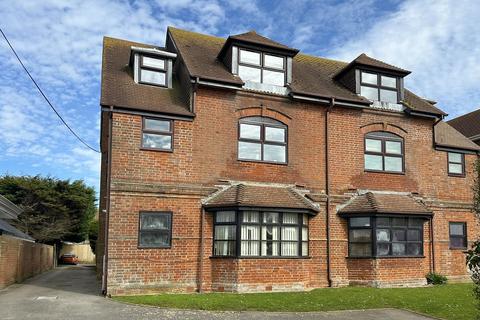 2 bedroom apartment for sale, Greenlea, Milford On Sea SO41