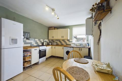 3 bedroom end of terrace house for sale, Church Road, Wirral CH42