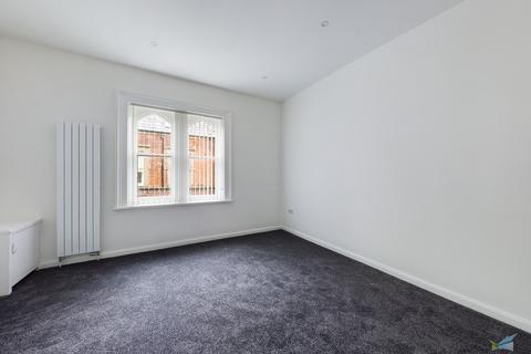 1 bedroom apartment for sale, Ashville Rd, Wirral CH41