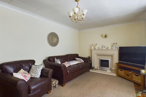 3 bedroom semi-detached house for sale, Kings Rd, Wirral CH63