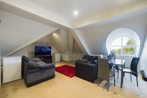 3 bedroom penthouse for sale, Storeton Rd, Wirral CH43