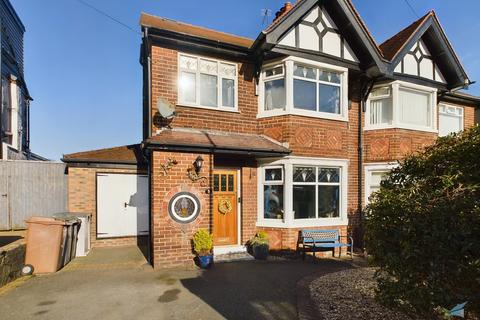 4 bedroom semi-detached house for sale - Holmville Rd, Wirral CH63