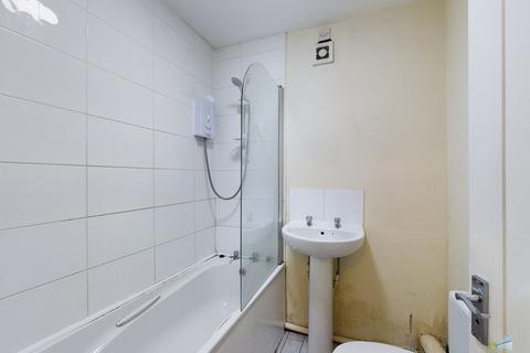 2 bedroom flat for sale, Grange Road, Wirral CH43