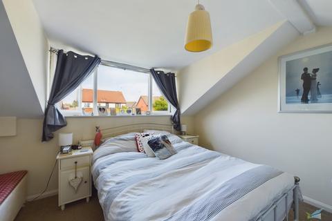16 Derwent Way, Little Neston, Neston, CH64 9RX