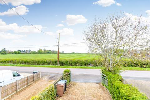 34 Avenue Road, Rushden, NN10 0SJ